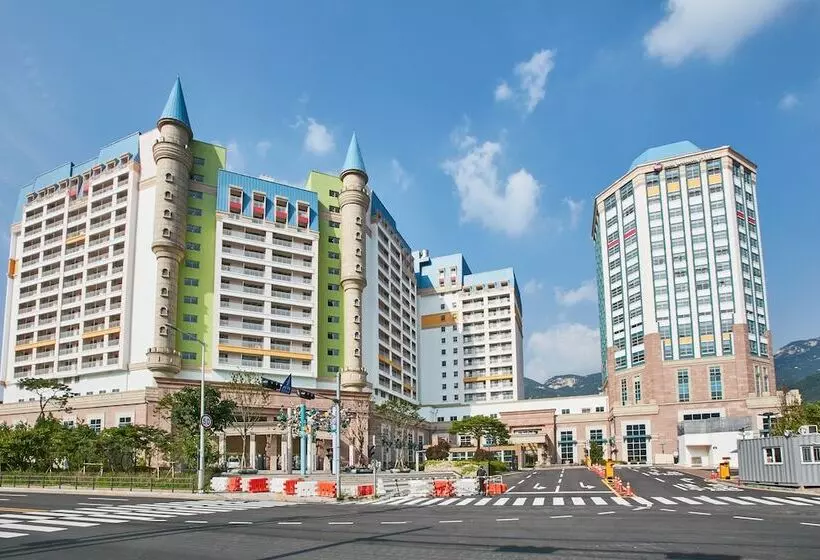 ホテル Best Western Plus Island Castle