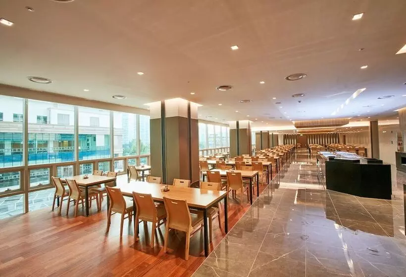 ホテル Best Western Plus Island Castle