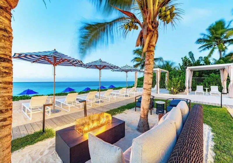 هتل Beachfront At Windsong On The Reef