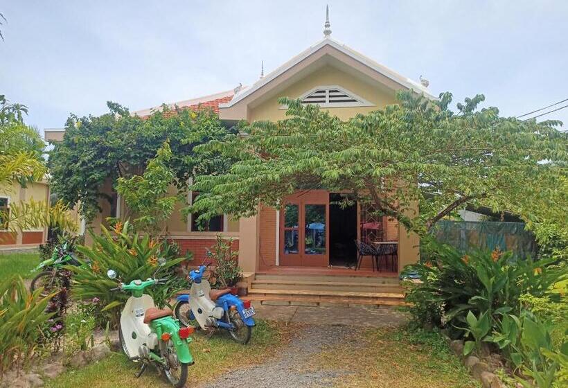 فندق صغير Karma Traders Kampot