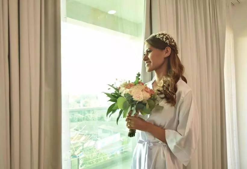 هتل Quarta Avenida