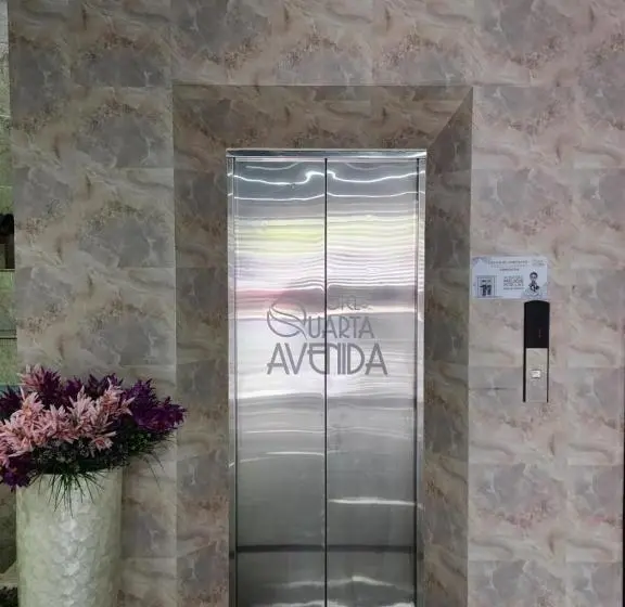 هتل Quarta Avenida