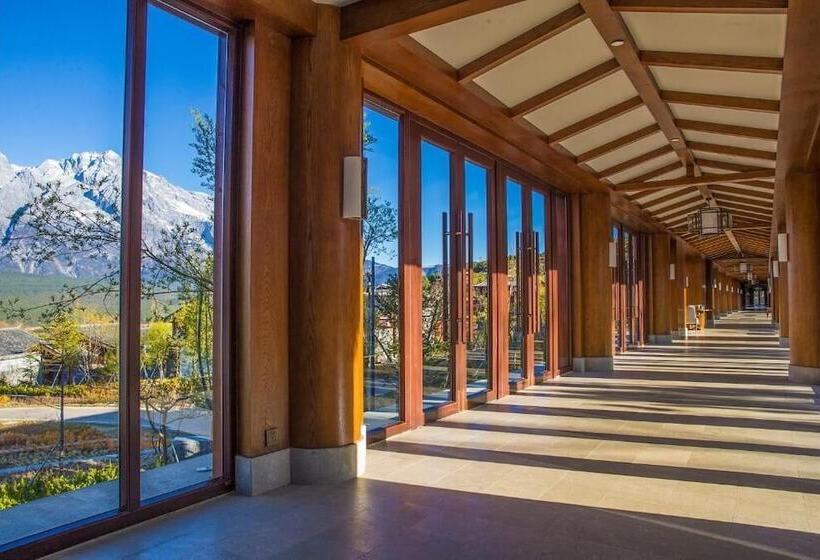 Hotel Jinmao Pureal Mountain Liiang