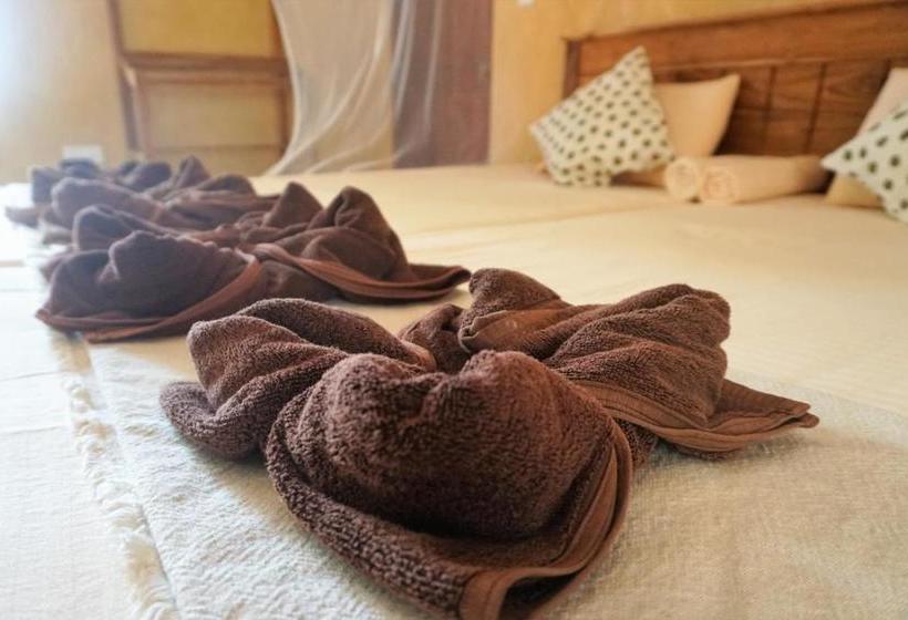 Kitelantis Hotel And Resort