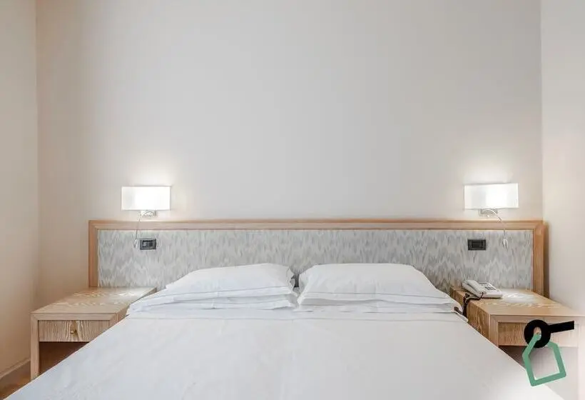 ホテル Hotiday Room Collection   Mediterranee Alassio