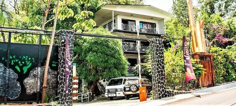 تختخواب و صبحانه Val Hotel Manuel Antonio