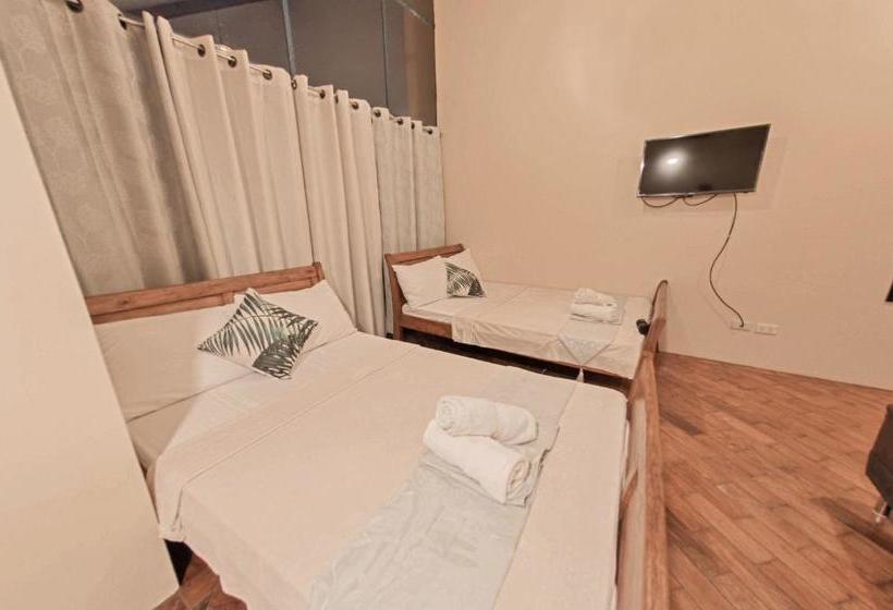 민박 The Half House By Elmar Cabin