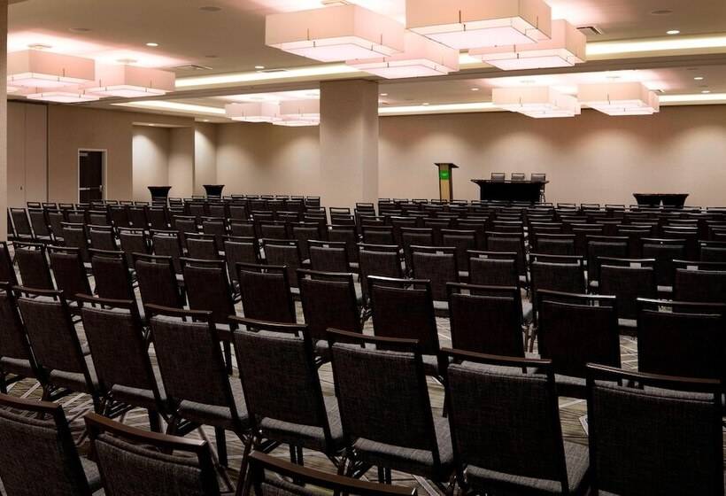 酒店 Courtyard By Marriott Prince George