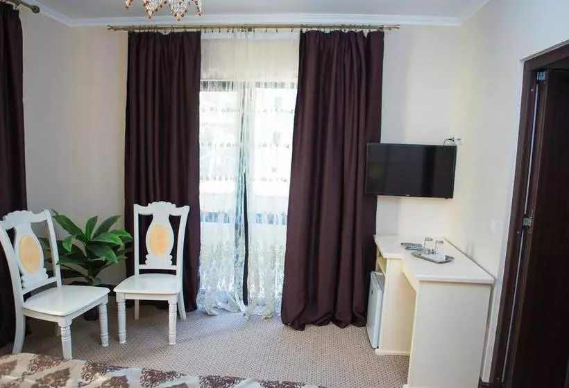 Hotel Pensiunea Dallas