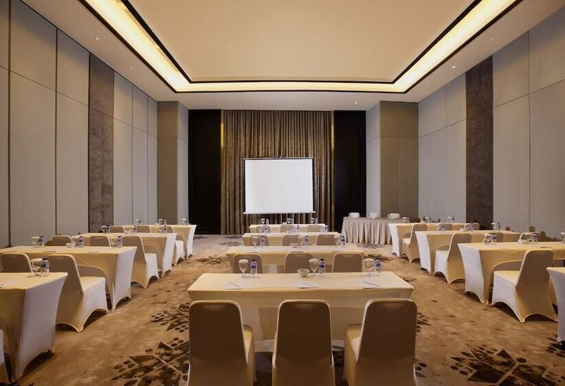 בית מלון כפרי Santika Premiere Bandara  Palembang