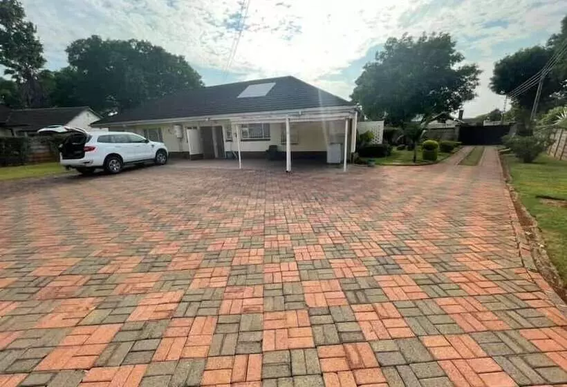 The Hawks Bed And Breakfast