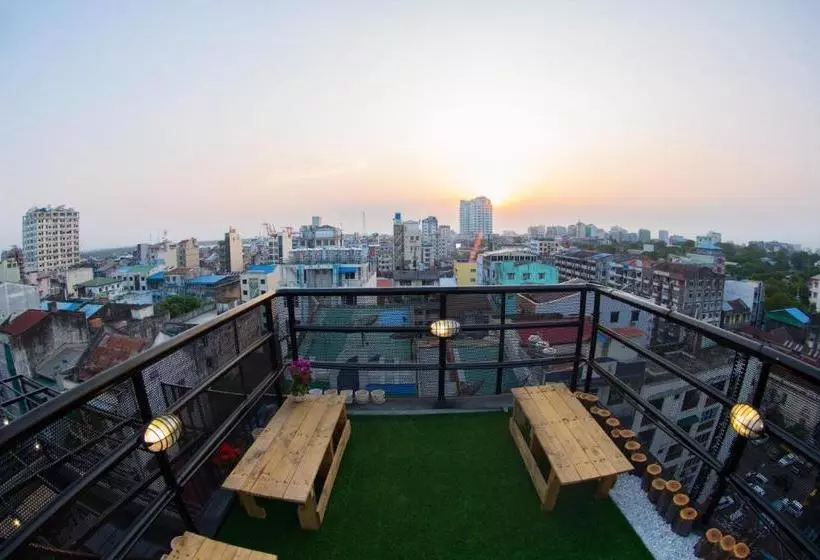 The Lodge Yangon Hostel