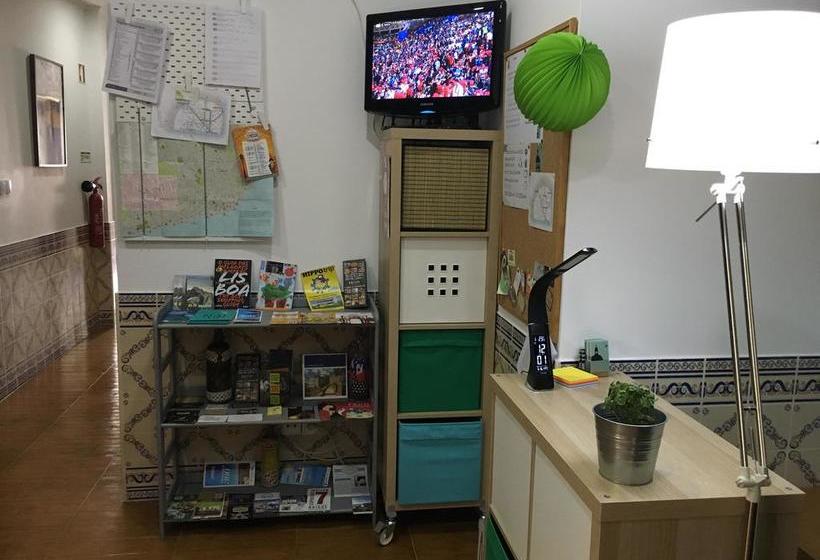 تختخواب و صبحانه Estrela20 Guest House