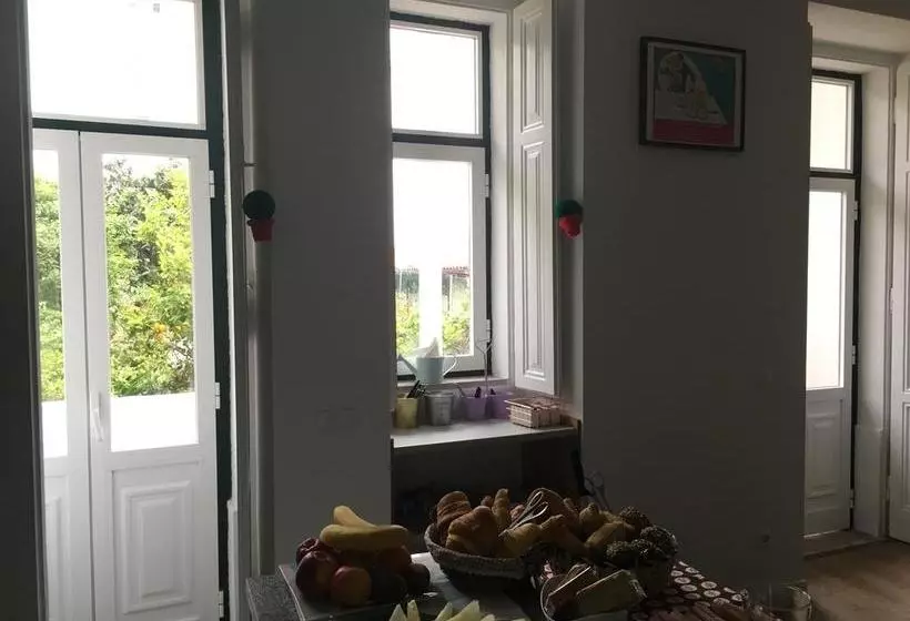 تختخواب و صبحانه Estrela20 Guest House