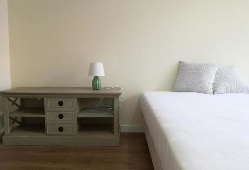 تختخواب و صبحانه Estrela20 Guest House