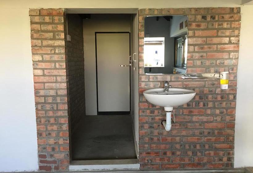 Celia Hostel Mandalay