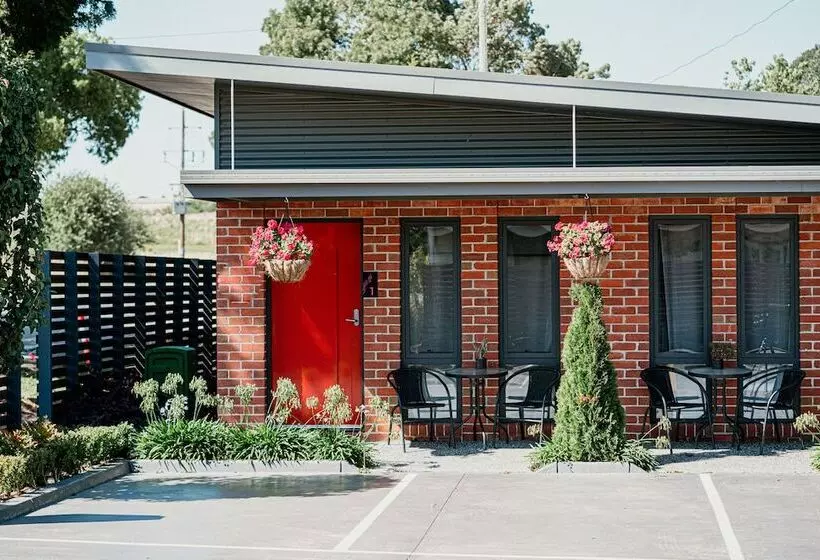 Daylesford Art Motel