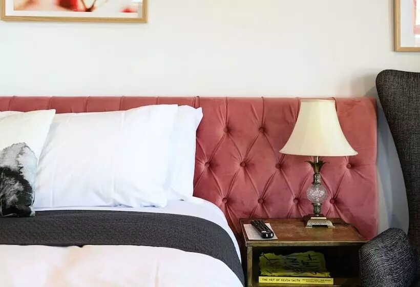 Daylesford Art Motel