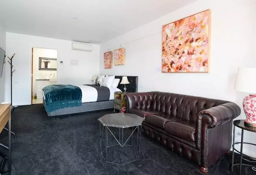 Daylesford Art Motel