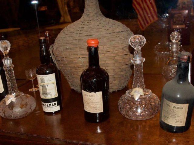 호텔 Keshtjella Syni Zi   Bujtine