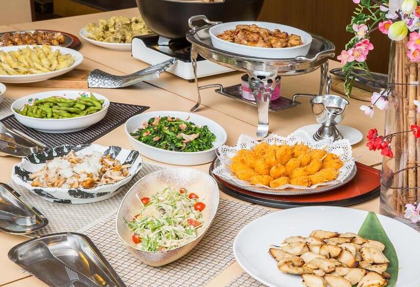 בית מלון כפרי Komoro Grand Castle