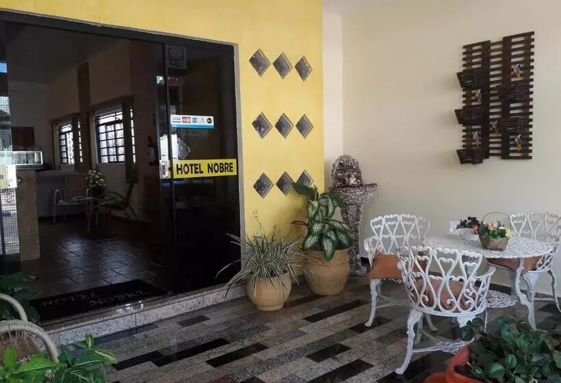 ホテル Nobre