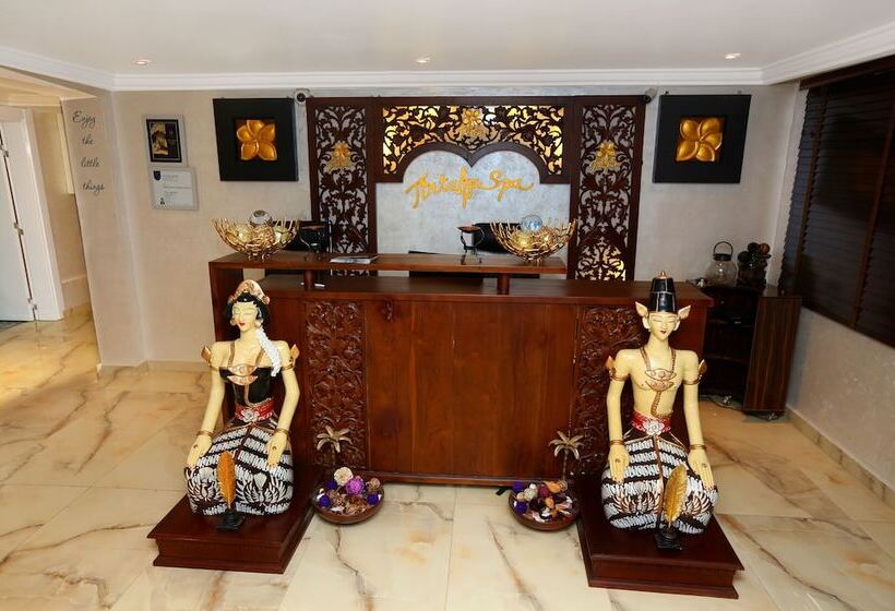 The Wells Carlton Hotel And Apartments