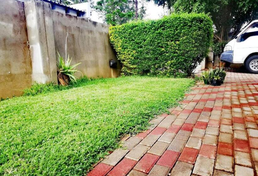 Mashusha Bed & Breakfast