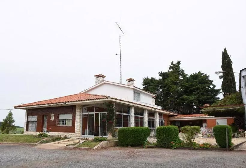 ユースホステル Posada De Campo San Cono