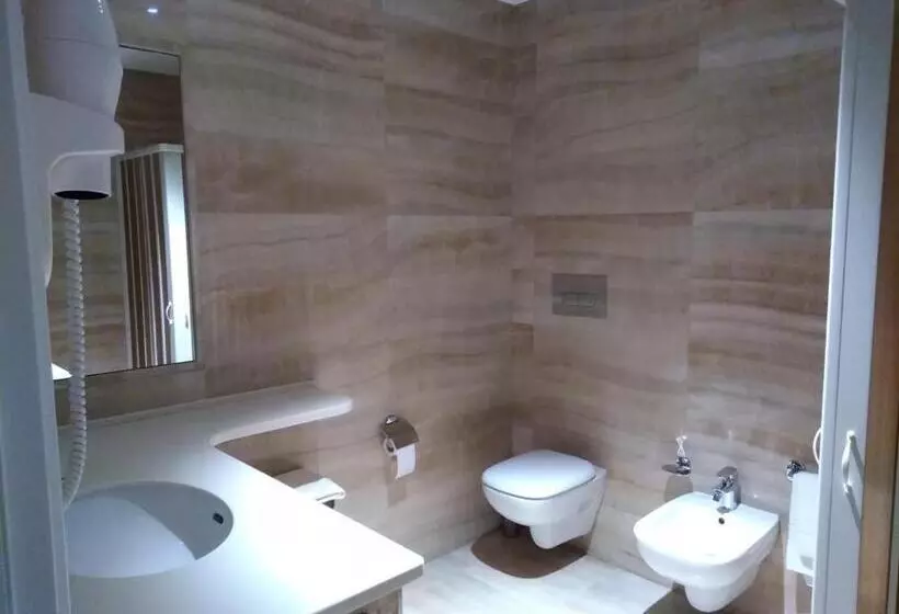 Hotelli Family Center