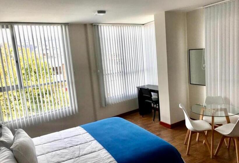 ホテル Floresta Inn