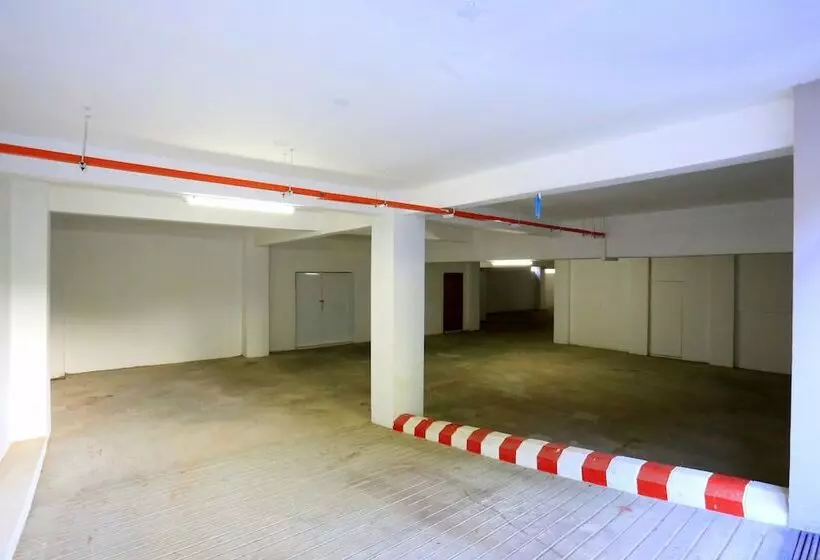 هتل Glorious Monywa