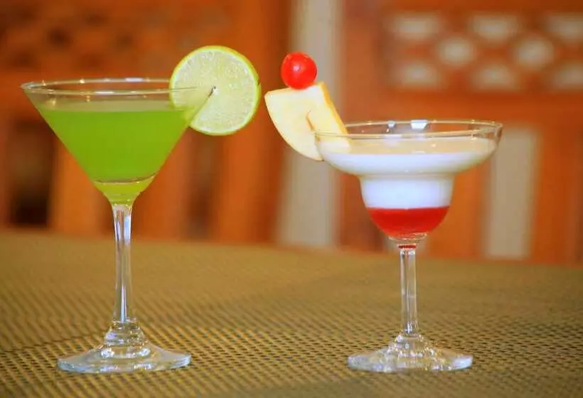 هتل Glorious Monywa