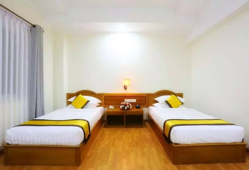 هتل Glorious Monywa