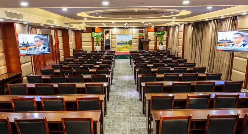 Отель Greentree Eastern Yancheng Binhai Oubaoliya City Square