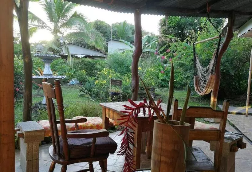 Hotelli Secret Garden