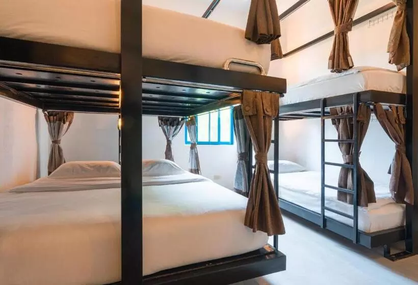 Hop Hostel
