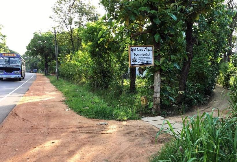 فندق Sat Nam Village