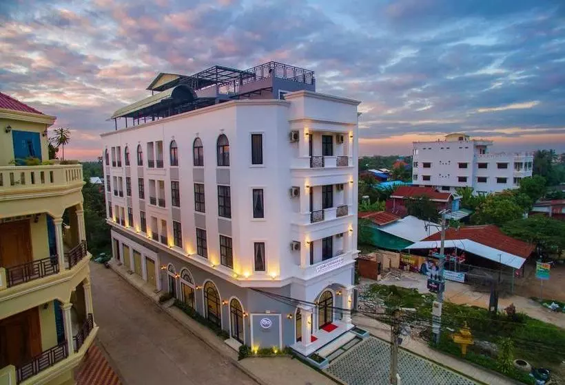 هتل Sky Palace Boutique