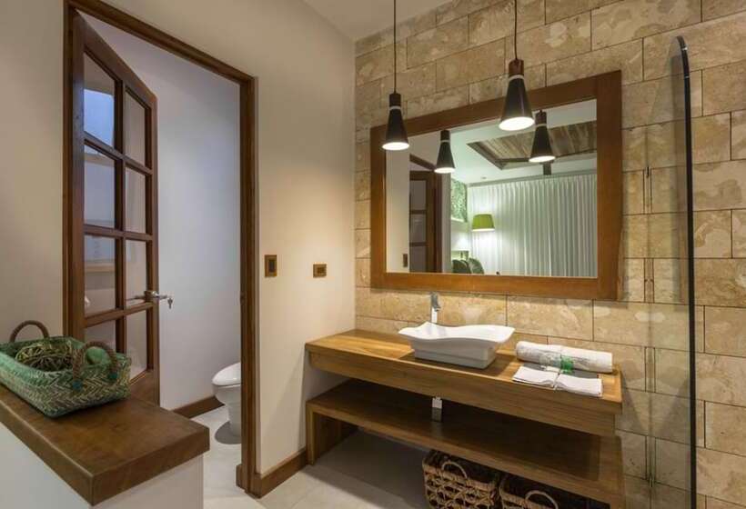 Umami Hotel Adults Only