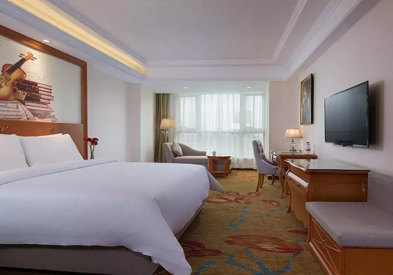 Vienna International Hotel Harbin Haxi Railway Station