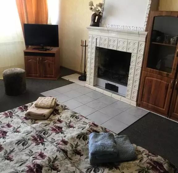 هتل Villa Yaryna