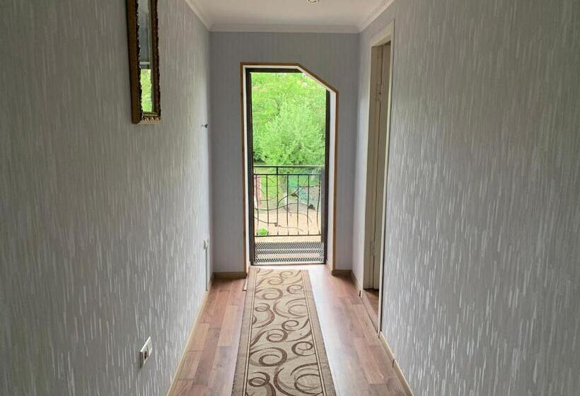 בית מלון כפרי Villa Yaryna