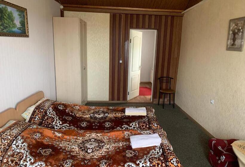 בית מלון כפרי Villa Yaryna