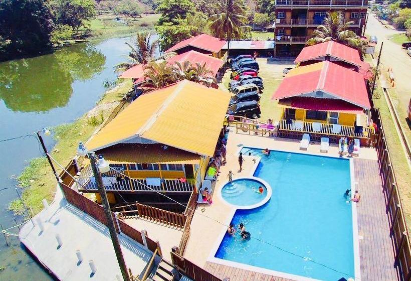 هتل Y Villas Del Mar