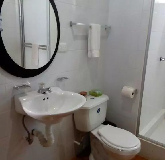 هتل Y Villas Del Mar