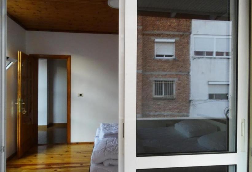 Buff Hostel Tirana