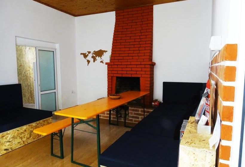 Buff Hostel Tirana