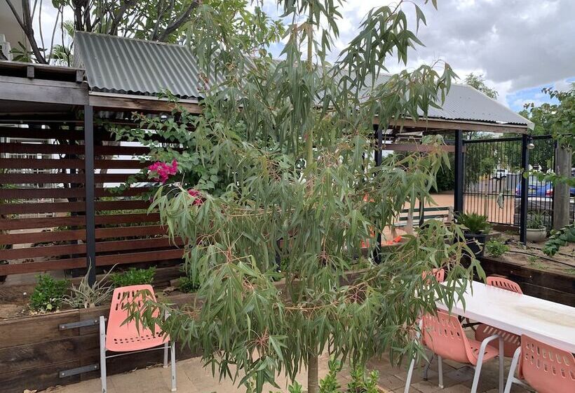 Longreach Most Central Motel