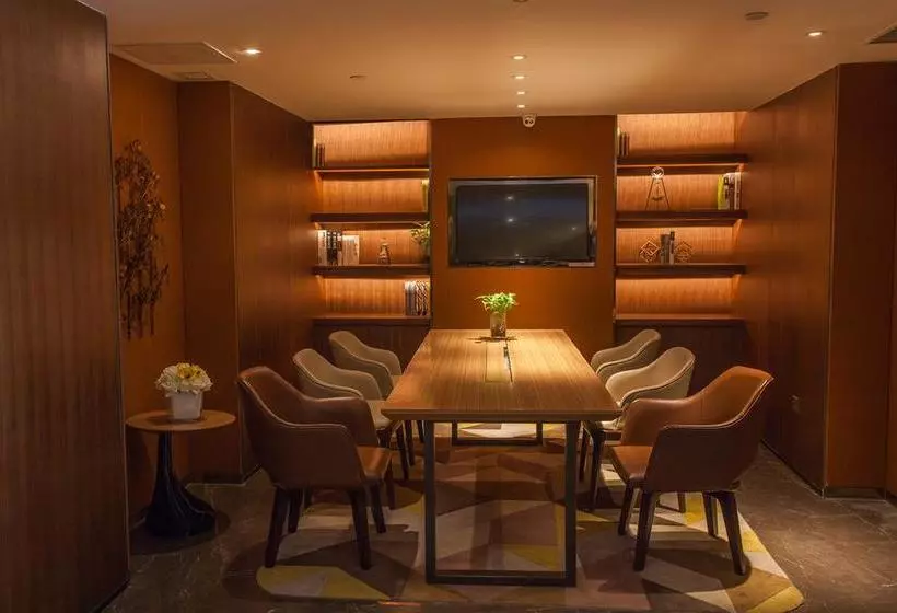 Hotelli Hampton By Hilton Qingyuan Qingxin District